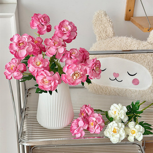 ดอกกุหลาบประดิษฐ์ ผ้าไหม คุณภาพสูง จำลองเหมือนจริง ก้านเดี่ยว สำหรับตกแต่งงานแต่งงานและบ้าน - Product Image 2