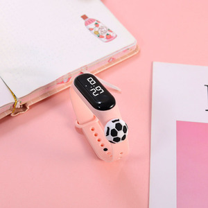 Nuevo <span class=keywords><strong>reloj</strong></span> deportivo LED de moda para niños niñas Casual Touch <span class=keywords><strong>Mi</strong></span> <span class=keywords><strong>4</strong></span> <span class=keywords><strong>reloj</strong></span> electrónico impermeable banda de nailon función de alerta para niños - Product Image 5