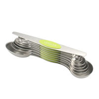 Set di 8 Utensili Magnetici per Pasticceria |   Utensili da Cucina Premium in Acciaio Inossidabile |   Set Regalo Essenziale per Pasticceria Ideale per Cuochi Casalinghi
