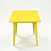 Table de salle à manger extérieure moderne en métal, résistante à l'eau, de style industriel, en fer robuste, couleurs personnalisables