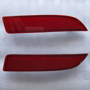 Réflecteur de pare-chocs arrière AVALON 81920-07020/53040 81910-07020/53040 PMMA Autocollant en forme de ménisque - Product Image 2