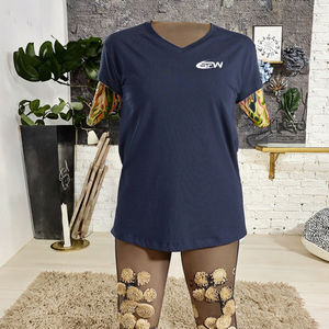 T-shirts pour femmes en coton 100% uni, imprimés sur mesure, coupe ajustée, manches courtes, vente en gros, décontractés, respirants, anti-boulochage, pour l'été - Product Image 3