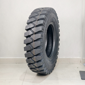 ยางรถขุดแบบไบแอส DH923 9.00-20 ยาง OTR คุณภาพดี - Product Image 1