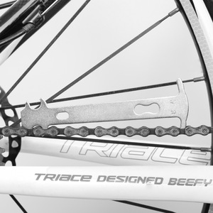 Outil de mesure de chaîne de vélo Yueli en acier pour l'inspection et le remplacement de la chaîne - Product Image 4