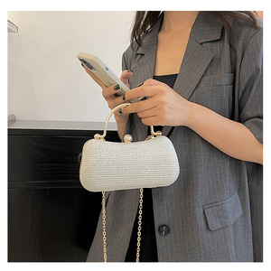 2025 nouveau Style à la mode chaîne <span class=keywords><strong>sac</strong></span> fourre-tout grande capacité Unique <span class=keywords><strong>sac</strong></span> de Banquet portable <span class=keywords><strong>pour</strong></span> Banquets femmes <span class=keywords><strong>sac</strong></span> à main - Product Image 6