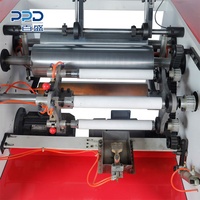 Machine à rembobiner électrique à 3 arbres de bonne qualité pour feuille d'aluminium de qualité alimentaire, avec unité de programmation PPD PLC, en caisse en bois, semi-automatique