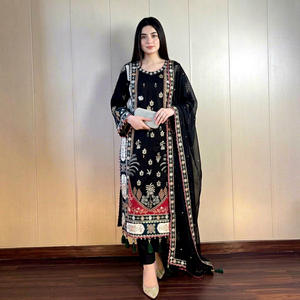 Robe traditionnelle indienne pakistanaise noire brodée pour femmes, longueur cheville, en coton avec motif floral, tenue de soirée, coupe classique - Product Image 1