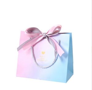 Bolsa de Papel para Cosméticos de Alta Gama Chengrui, Estilo Clásico con Diseño Floral Rosa, para Ropa, para el Día de San Valentín - Product Image 1