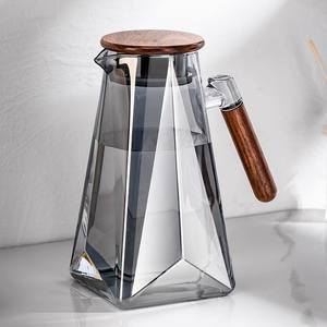 Hervidor de agua con forma de estrella de tres puntas, hervidor de agua fría de madera de nogal, hervidor de agua fría y hervida para el hogar de vidrio de borosilicato alto - Product Image 3