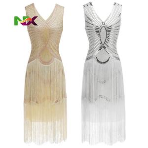 <span class=keywords><strong>Robe</strong></span> <span class=keywords><strong>Vintage</strong></span> Illusion sans Manches en Cachemire Diamanté <span class=keywords><strong>1920</strong></span>, Coupe A-Line Midi, Ornée de Paillettes et de Perles Faits Main avec Pompons – Collection Printemps 2019, Article Tendance - Product Image 2