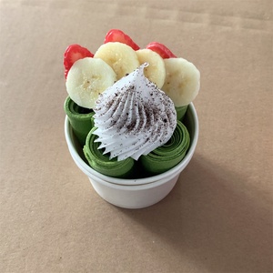 Modèle alimentaire de 8,5 cm de diamètre pour coupes de dessert, rouleaux de yaourt, rouleaux de crème glacée, aux saveurs banane, fraise, crème fouettée, matcha et thé vert, accessoires - Product Image 3