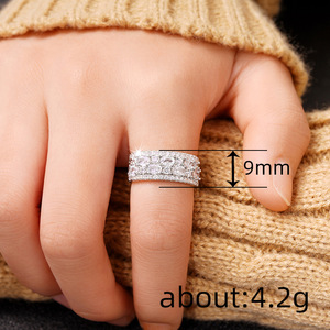 Anello dal design geometrico Anello da dito in stile elegante per donna - Product Image 4