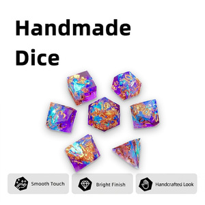 Set di Dadi D&D Fatti a Mano in Resina, Dadi Poliedrici per Giochi di Ruolo, Set da 7 Pezzi, Design Moderno, Glitter Viola, Lamina di Rame, per Giochi da Tavolo - Product Image 2