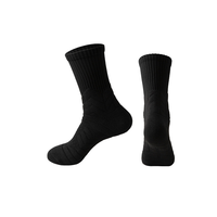 Chaussettes de basket-ball pour équipe avec rembourrage en tissu éponge, chaussettes de sport absorbantes multicolores pour l'entraînement