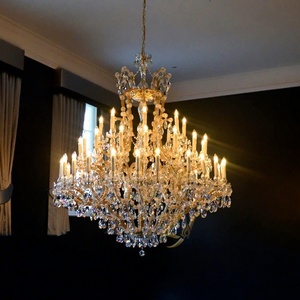 Lampadario di Cristallo a Candela Dorato Stile Maria Teresa Europeo per Matrimoni Hotel e Soggiorni di Lusso Lampada a Sospensione - Product Image 4