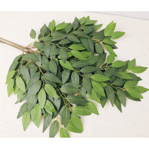 QIHAO Hojas de Olivo Artificiales de 30cm-100cm, Plástico Verde, Decoración de Boda, Planta Colgante de Interior - Product Image 2
