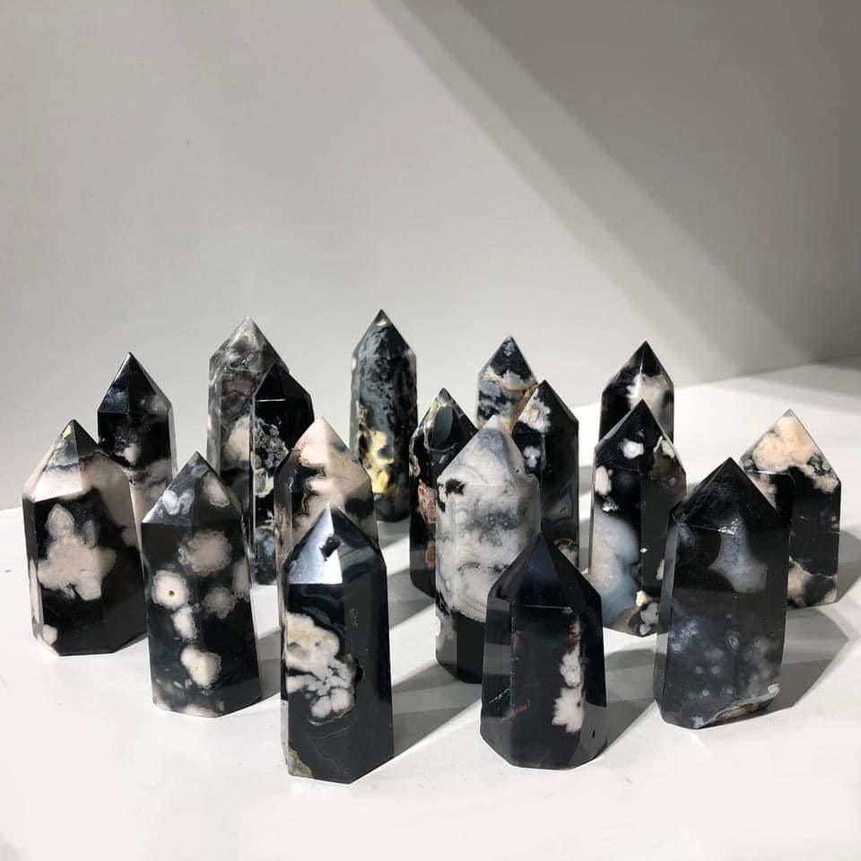 อาเกตดอกไม้สีดำ