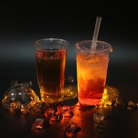 Оптовые пластиковые стаканы с индивидуальным логотипом, 32 унции, с купольной крышкой 117 мм, прозрачные одноразовые стаканы из ПЭТ для киосков с едой и напитками