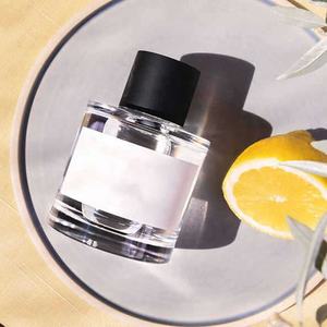 豪华圆柱香水瓶 50 毫升 重底玻璃香水瓶 50 毫升 空玻璃香水喷雾瓶 带木盖 - Product Image 3