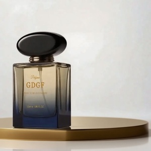 GDGF YS01 Flacon de parfum en verre personnalisé couleur 100ml avec vaporisateur 55ml Eau de Cologne longue durée fraîche écologique pour homme - Product Image 3