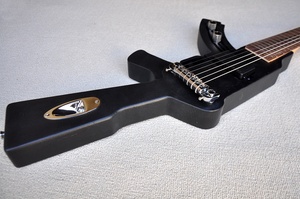 Flyoung Silah Şeklinde Müzik Aleti Sol El Siyah Elektro Gitar <span class=keywords><strong>6</strong></span> Telli Seyahat Gitarı - Product Image 4