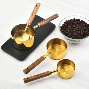 Ensemble <span class=keywords><strong>de</strong></span> 8 cuillères à mesurer en acier inoxydable avec manche en bois pour assaisonnement <span class=keywords><strong>de</strong></span> cuisine, <span class=keywords><strong>lait</strong></span> en poudre, grains <span class=keywords><strong>de</strong></span> café, etc. - Product Image 2