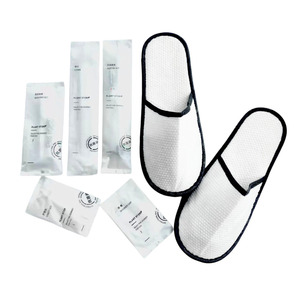 Kit complet d'articles de toilette de luxe pour hôtels 3-5 étoiles – Bonnet de douche, dentifrice, brosse à dents – Plastique jetable, logo personnalisé, écologique, OEM - Product Image 2