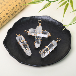 Collier en cristal de guérison en gros, pendentif en quartz brut plaqué or pour la fabrication de bijoux - Product Image 4