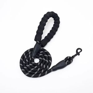 Correa Reflectante de Alta Calidad para Mascotas, Correa Redonda de Nailon Multicolor para Perros Grandes y Medianos, Correa de Mano Antiestiramiento para Mascotas - Product Image 6