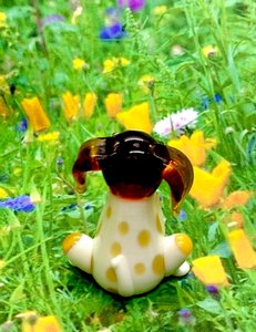 Figura de Pájaro de Vidrio Soplado a Mano con Puntos Amarillos y Cabeza Marrón, Decoración Navideña con Temática Animal - Product Image 1