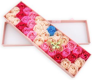 Coffret Cadeau de Mariage Romantique Fait Main avec Pétales Décoratifs – Grand Coffret de Savons Roses en Forme de Fleurs pour le Bain – Vente en Gros - Product Image 4
