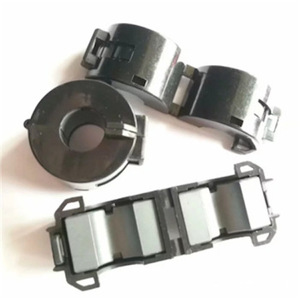 2025 Nhà Máy Bán Buôn <span class=keywords><strong>Ferrite</strong></span> <span class=keywords><strong>Core</strong></span> Scrc <span class=keywords><strong>Ferrite</strong></span> Kẹp Vòng Từ <span class=keywords><strong>Core</strong></span> Cho EMI Nhựa Màu Đen Nhà Ở Cho Dễ Dàng Cài Đặt - Product Image 3