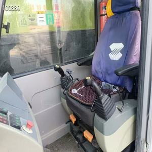 รถเครนเคลื่อนที่ Zoomlion มือสอง ขนาด 25 ตัน สภาพการทำงานดีเยี่ยม รับน้ำหนักยกได้ 50 ตัน ราคาถูก พร้อมเครื่องยนต์ ปั๊ม มอเตอร์ และชิ้นส่วนหลัก - Product Image 3