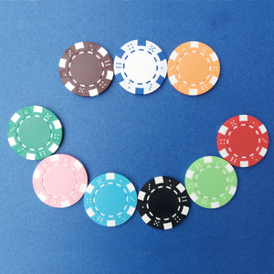 Keripik Poker Profesional Berwarna Kustom 11.5g dari Bahan Komposit Tanah Liat Bergaris untuk Kasino - Product Image 5