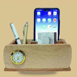 Organiseur de bureau en bois avec horloge et porte-stylos pour usage professionnel - Product Image 1