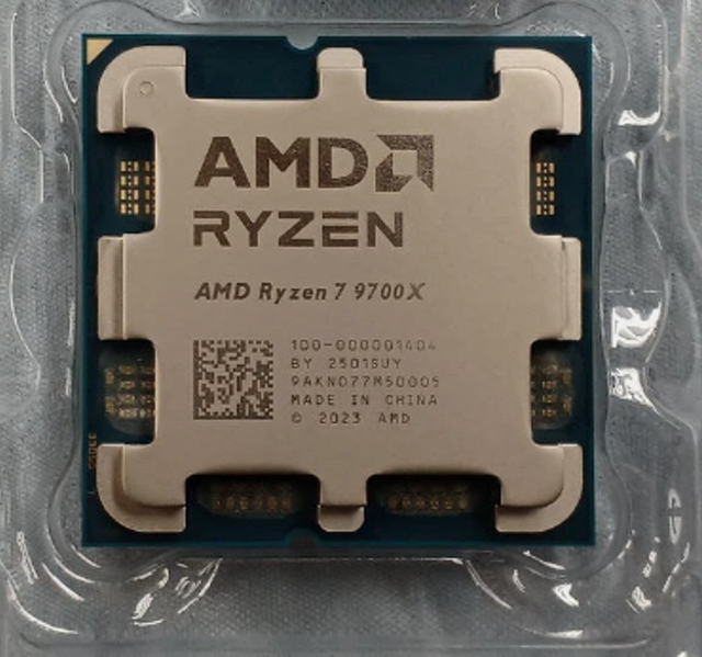For AMD Ryzen 7 9700X CPU 8-Core 3.8GHz Socket AM5 Used