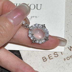 Pendentif en jade mousse d'eau en argent pur S925, plaqué or 18 carats, design de niche, style vintage simple, micro-incrustations, look frais et rafraîchissant - Product Image 1