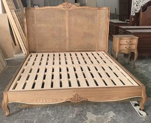 Cama de Madera Maciza Estilo Francés con Ratán, Muebles Elegantes para Dormitorio ZLY-0205, Cama de Madera Maciza con Ratán Tallado Estilo Francés ZLY-0205 - Product Image 1