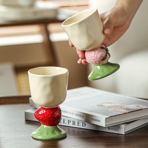 <span class=keywords><strong>Cute</strong></span> Fruit-Shaped pintados à mão Cálice Copo Cerâmico 180ml Capacidade para Café Melancia Morango Sobremesa - Product Image 5