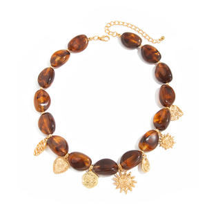 Elegante y Moderno Collar Largo Chapado en Oro Estilo Mónaco/Bohemio para Mujer, con Colgante de Piedra Preciosa Grande, Joyería de Graduación 2026 - Product Image 5