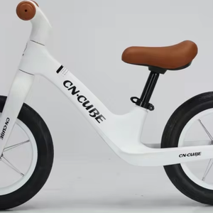 2023-2024 Vente chaude de haute qualité 12 pouces pour enfants plusieurs couleurs vélo d'équilibre en bambou - Product Image 2
