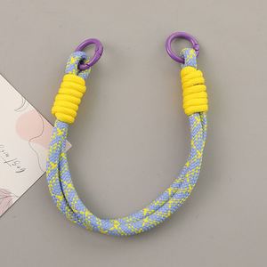 Dragonne courte universelle en nylon coloré pour téléphone, anti-perte, avec porte-clés - Product Image 6