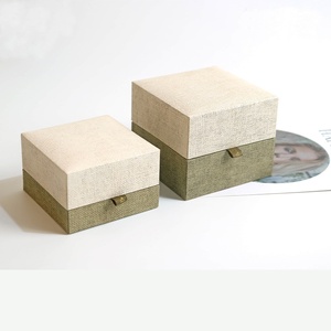 Boîte à bijoux élégante avec logo personnalisé, emballage cadeau, boîte à tiroir en papier pour colliers, bagues, boîte de rangement couleur lin - Product Image 1