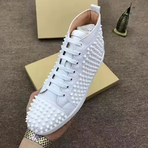 gold red bottoms men