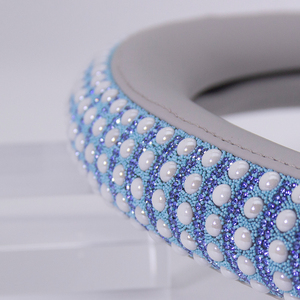 Housse de volant tendance en cuir PU et peluche courte, ornée de perles, cristaux et strass, universelle pour la décoration automobile - Product Image 6