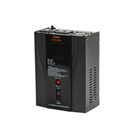 Régulateur de tension AVR monophasé SWUR-2000VA à haut rendement LED murale 220V pour une large gamme de tension pour le bureau domestique