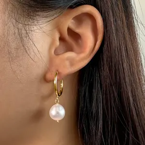 Rinntin GPE50 Freshwater Pearl Charm Huggies 14k Gold Plated Hoop 925 Silver Earings Women Fashion Jewelry Drop Earrings Stud