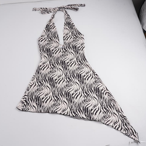 Robe de plage asymétrique mi-longue à imprimé animal sexy, col halter, dos nu, taille naturelle pour femme - Product Image 2