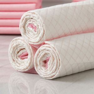 แผ่นรองซับฉี่สุนัขแบบขายส่ง ขนาด 60*90 ซม. สำหรับฝึกสุนัข ซึมซับดีเยี่ยม ป้องกันการรั่วซึม ใช้แล้วทิ้ง - Product Image 5