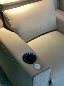 빌라 극장 가죽 리클라이닝 영화관 좌석 4인용 개인 시네마 소파 홈 VIP 영화관 좌석 전동 헤드레스트 전동 리클라이너 - Product Image 6